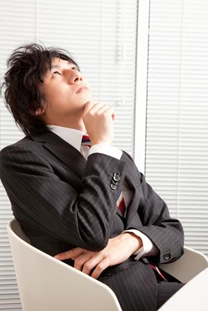 電話やメールなどの占いもあるお店